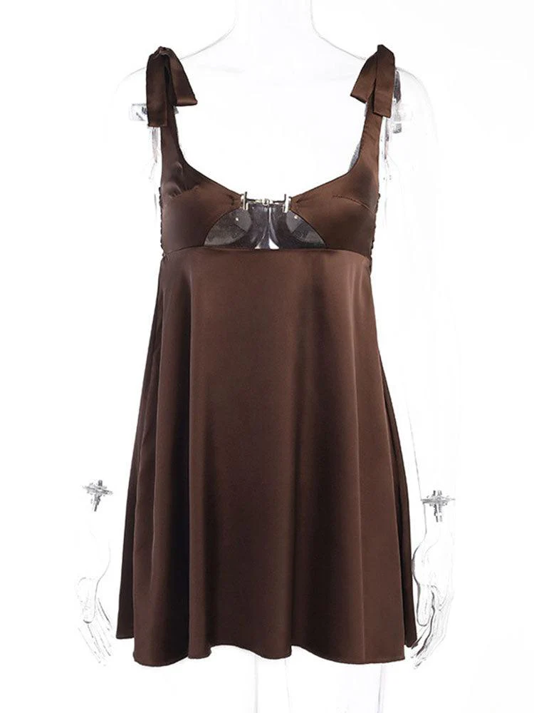 Averil Satin Chain Cut Out Dress - Image 21