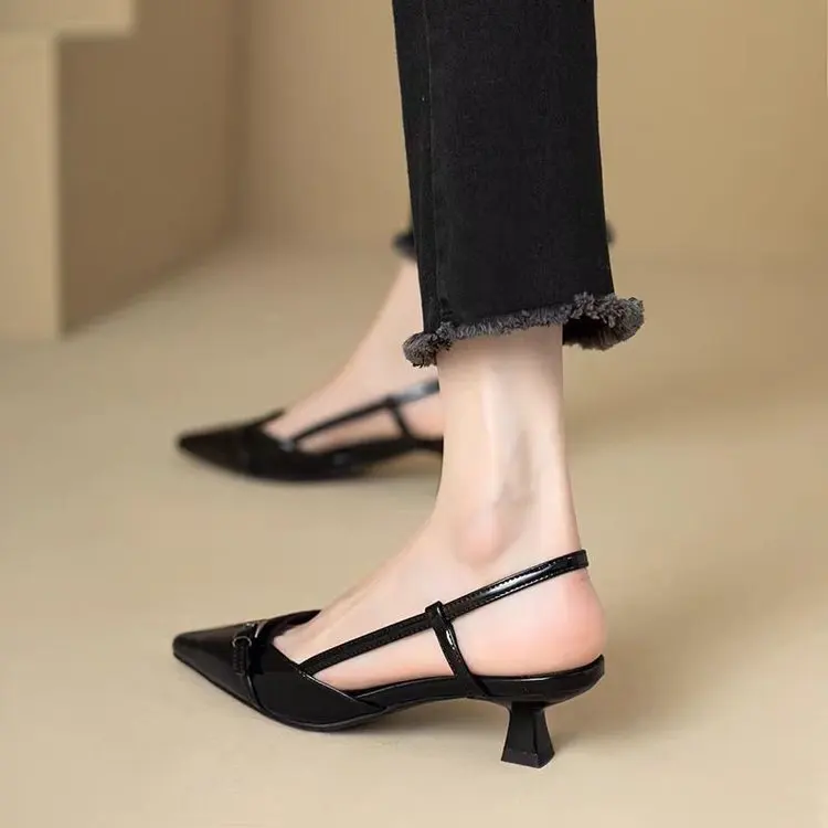 Briar Retro Medium Heel - Image 10