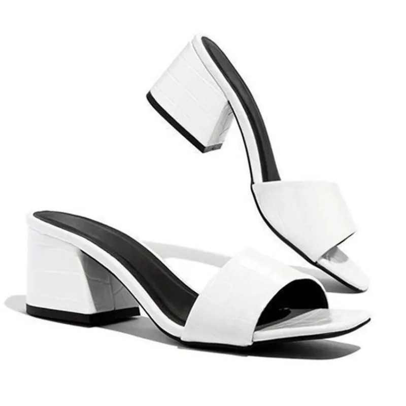 Calmentine Square Heel - Image 5