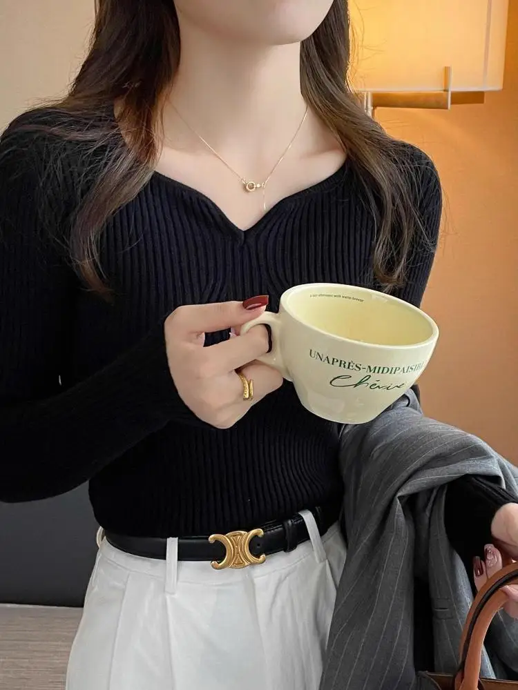 Cassie V Neck Knitted Pullover - Image 7