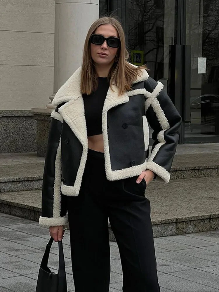 Chic Natalie Wool-Blend Leather Coat - Image 3