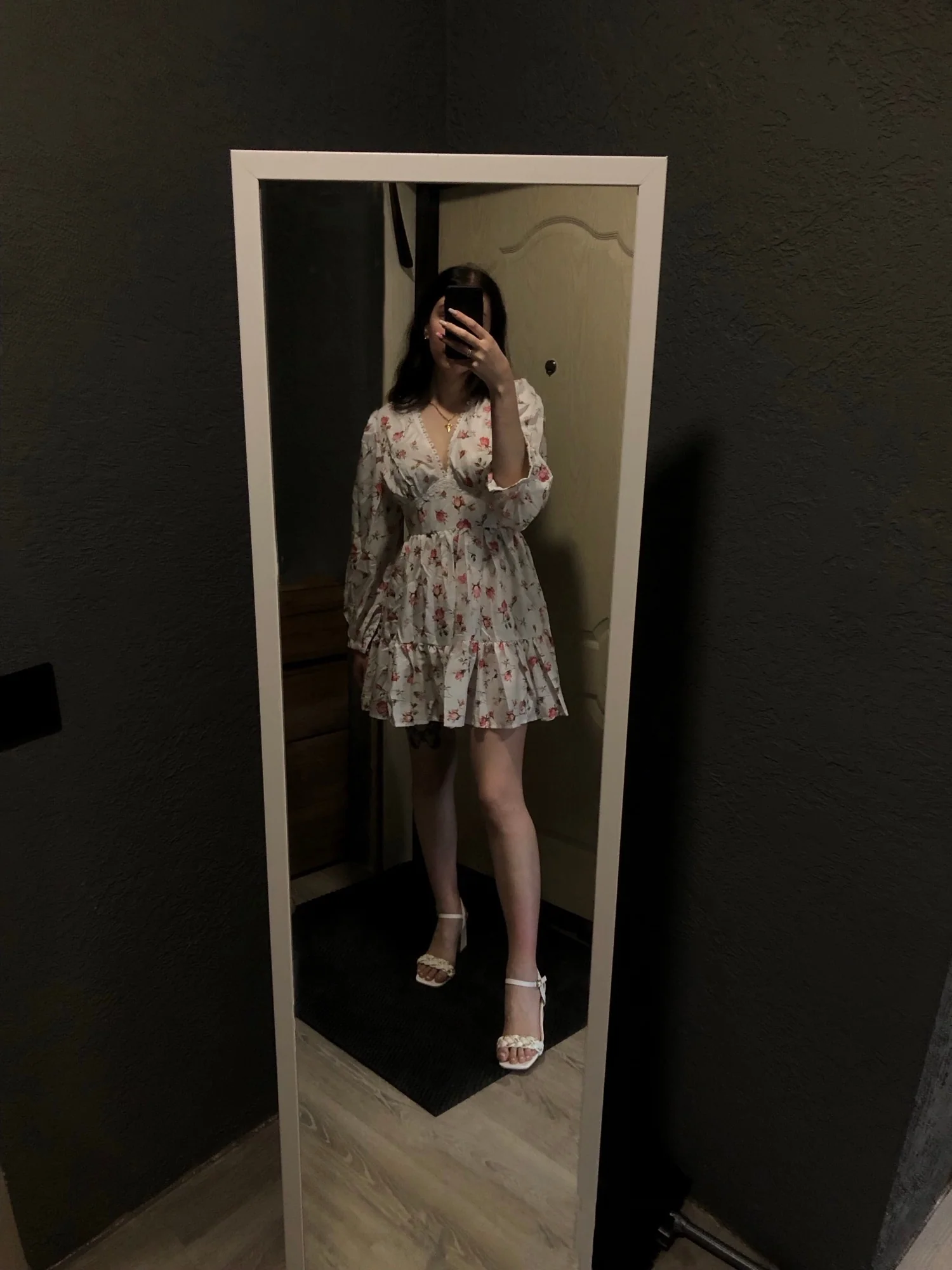 Correa Floral Lace Dress - Image 10