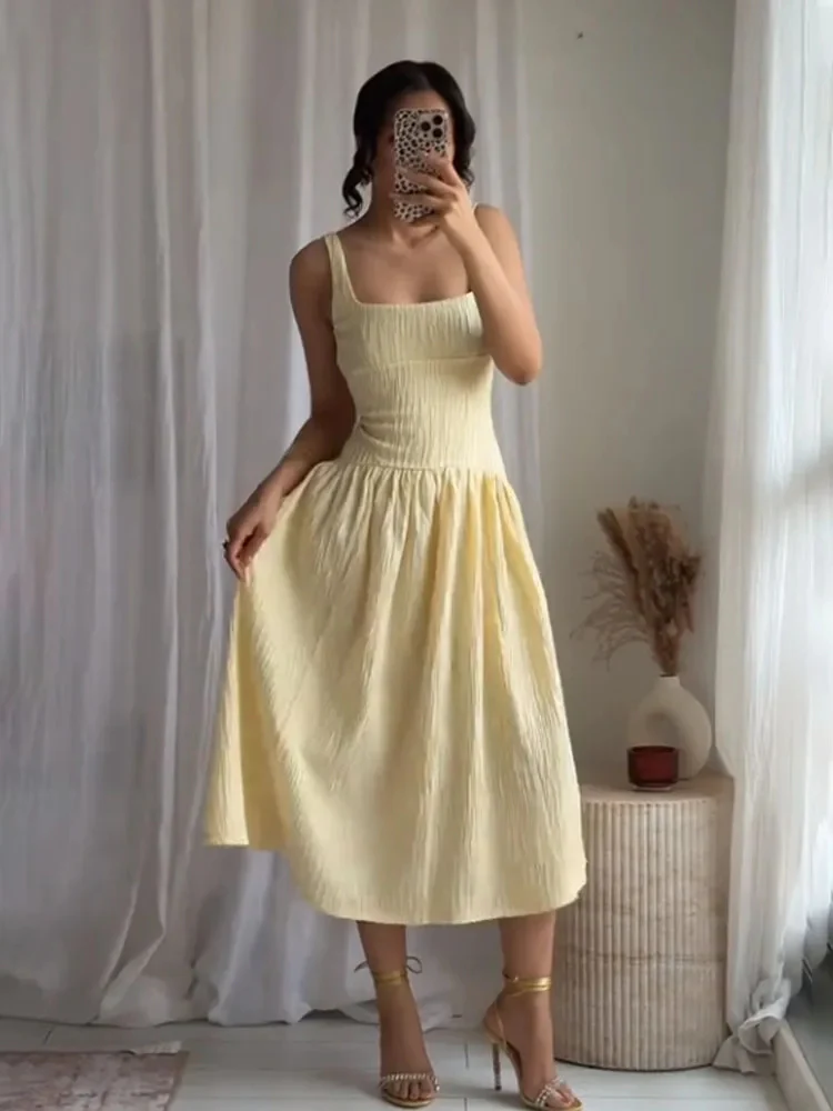 Country Belle Pleated Midi Dress