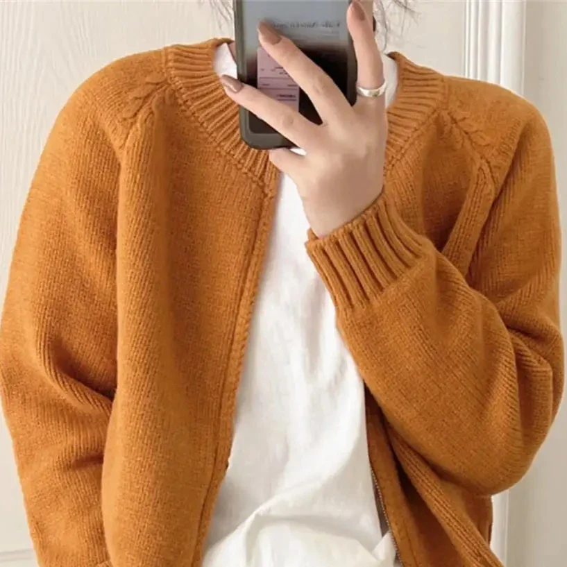 Cyra Comfort Zip-Up Cardigan - Image 15