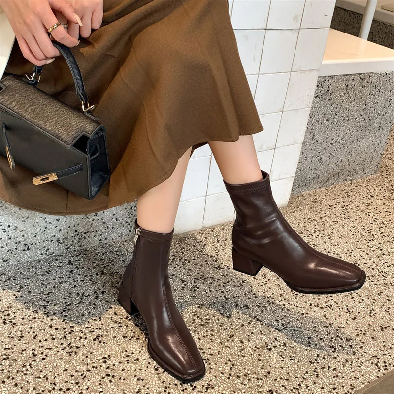 Declan Square Toe Leather Boots - Image 12