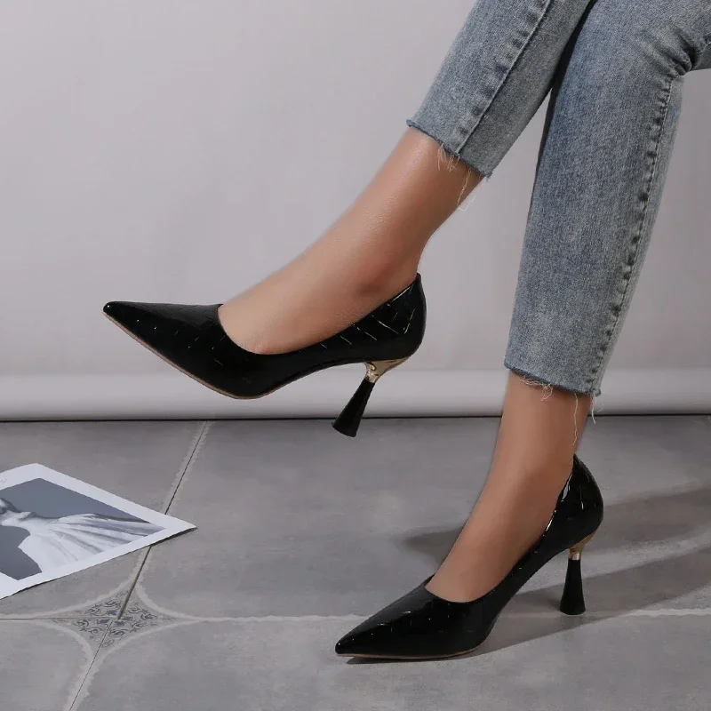 Devony Pointed Toe Pumps - Image 7