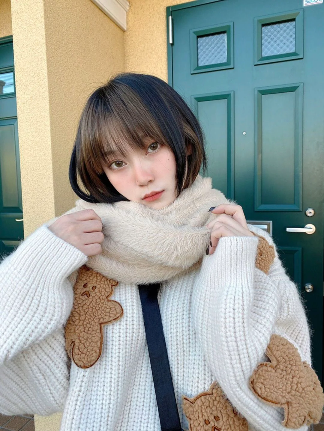 Dusty Bear Knitted Pullover - Image 17