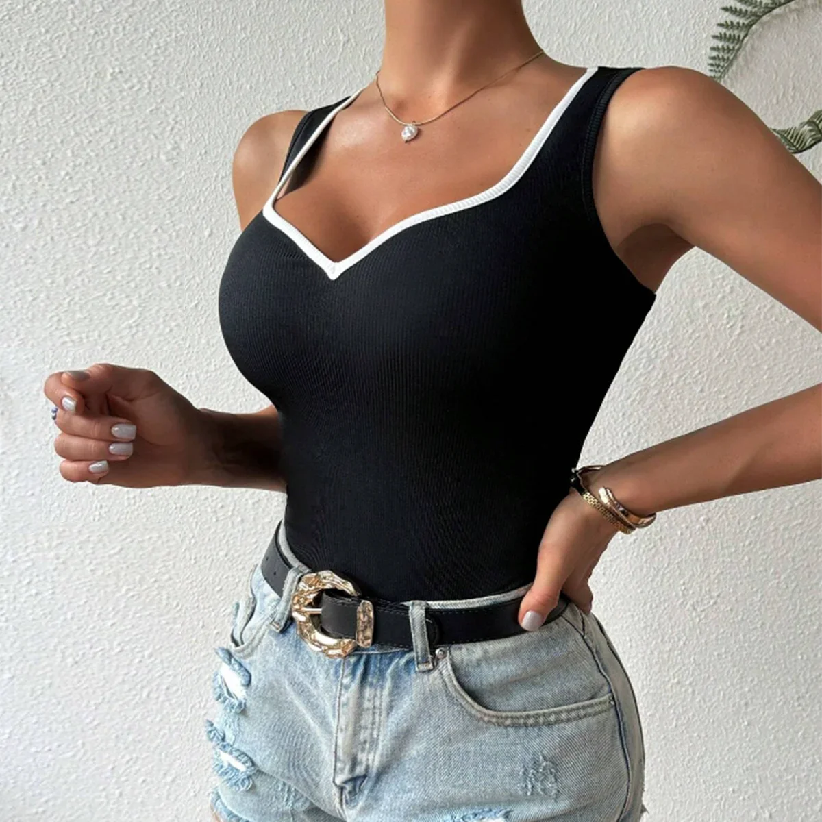 Ellani Ribbed Tank Top - Image 4