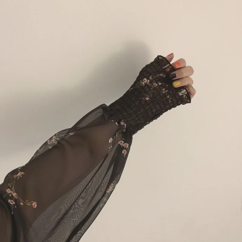 Feronia Vintage Chiffon Dress - Image 9