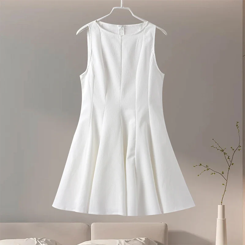 Frosted Bliss Pleated Dress - Image 8