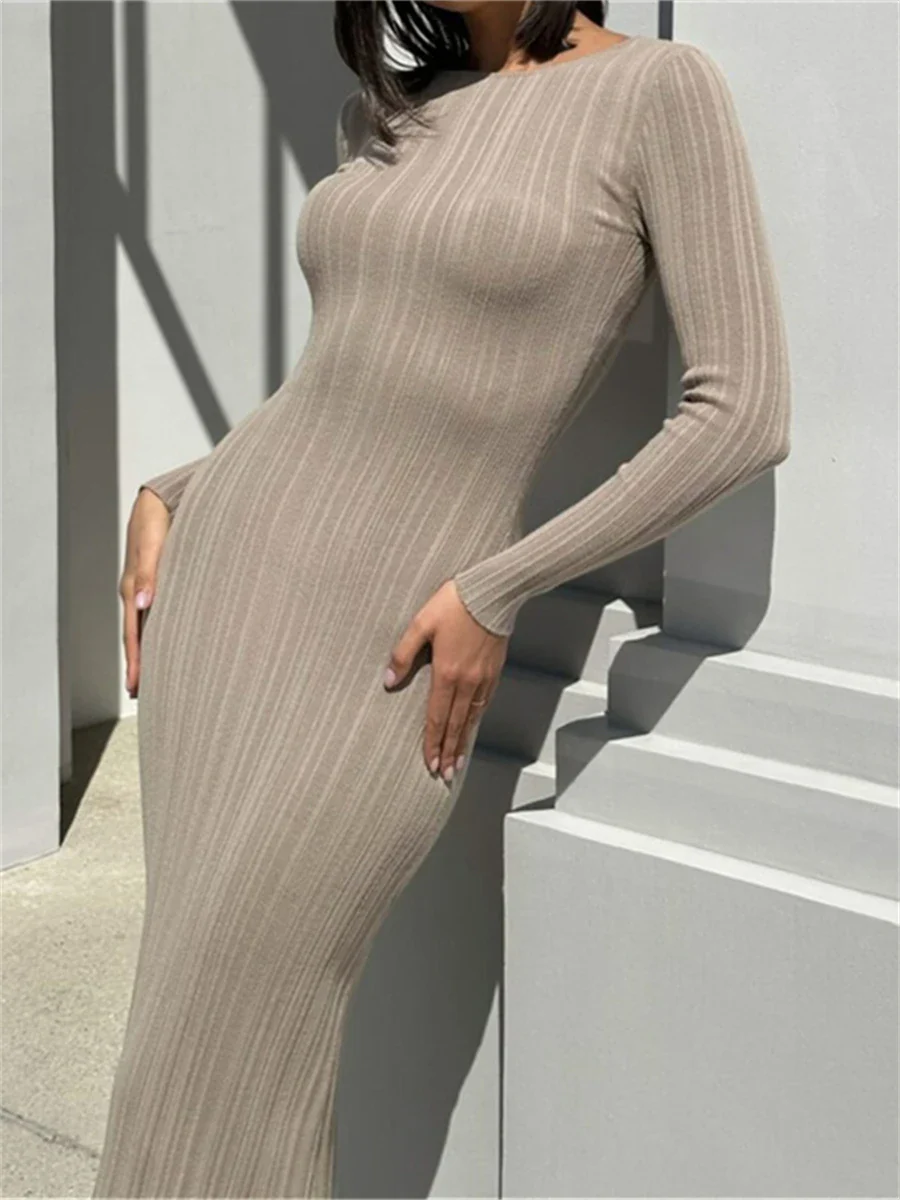 Gillian Sheath Bodycon Dress - Image 4