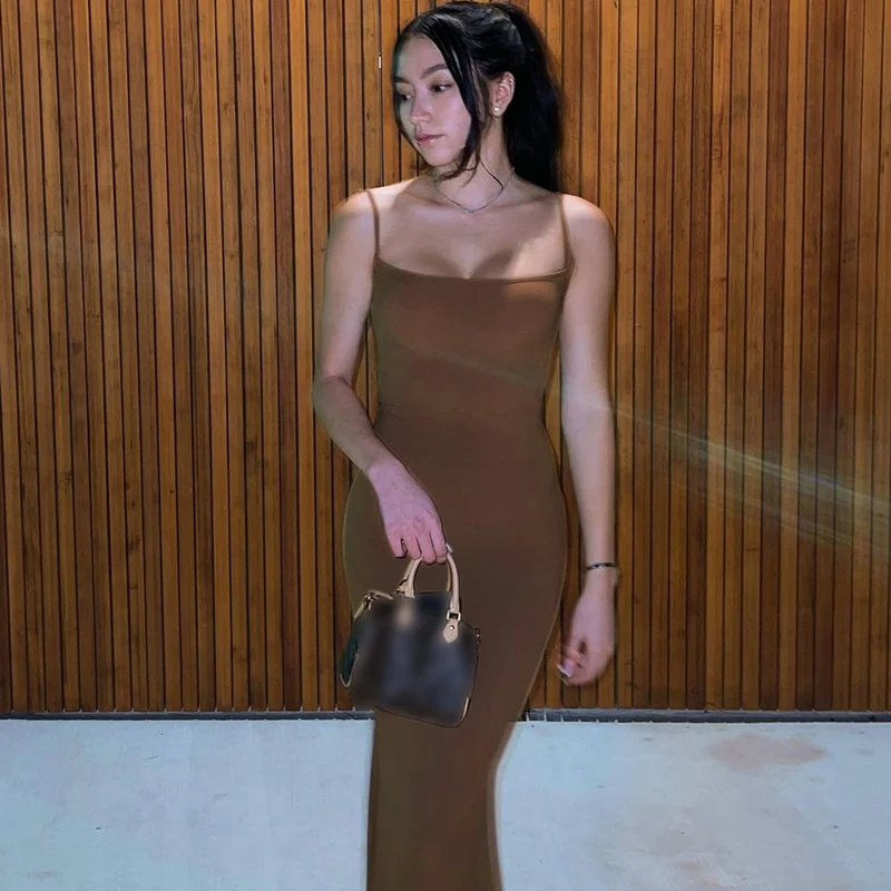 Hannah Slim-Fit Maxi Dress - Image 15