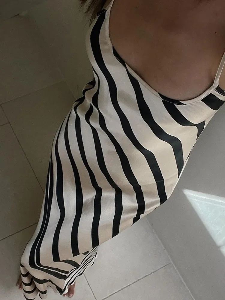 Just Your Stripe Backless Maxi Dress - Image 5
