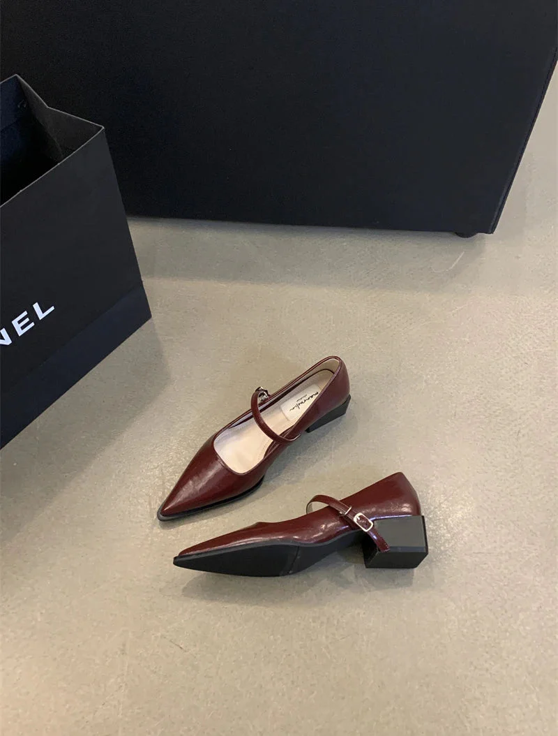 Keely Retro Pointed Toe Pumps - Image 4