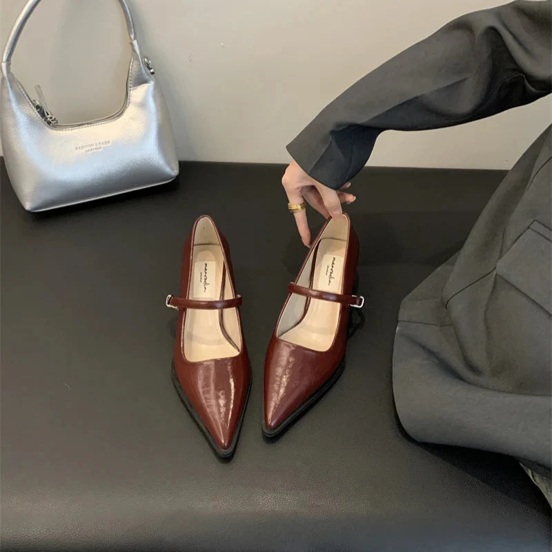 Keely Retro Pointed Toe Pumps - Image 6