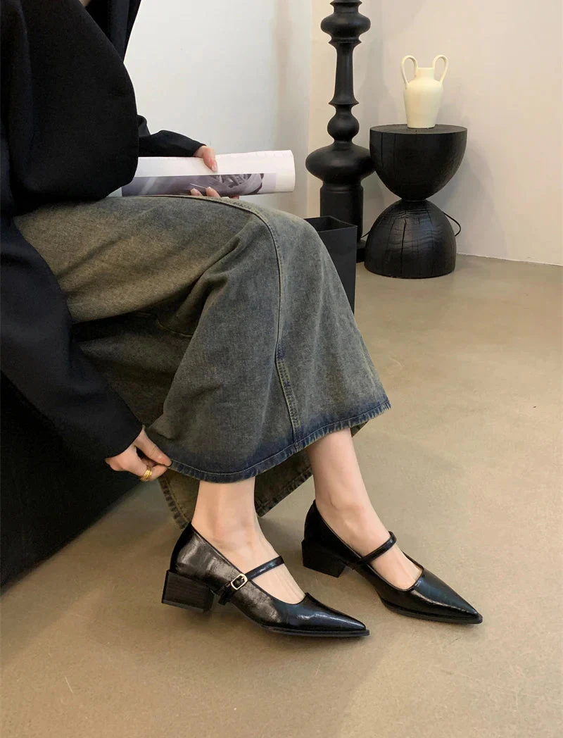 Keely Retro Pointed Toe Pumps - Image 8