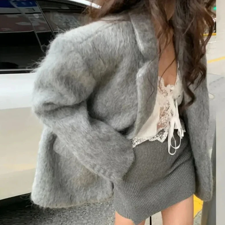 Lissette Turn Down Collar Coat - Image 18