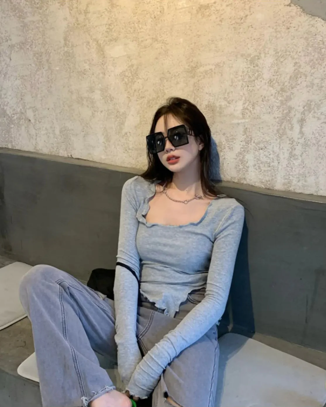 Lorette Irregular Hem Top - Image 5