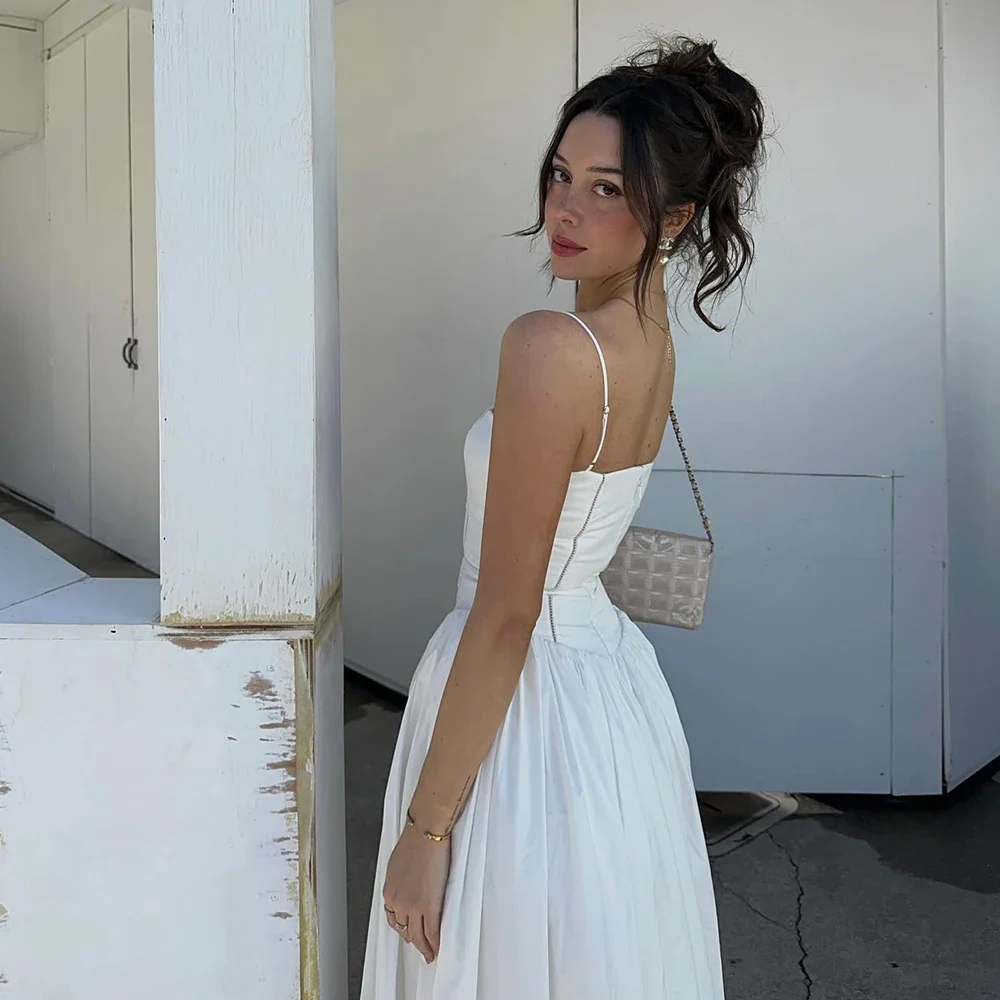 Maura Classic White Flare Dress - Image 4