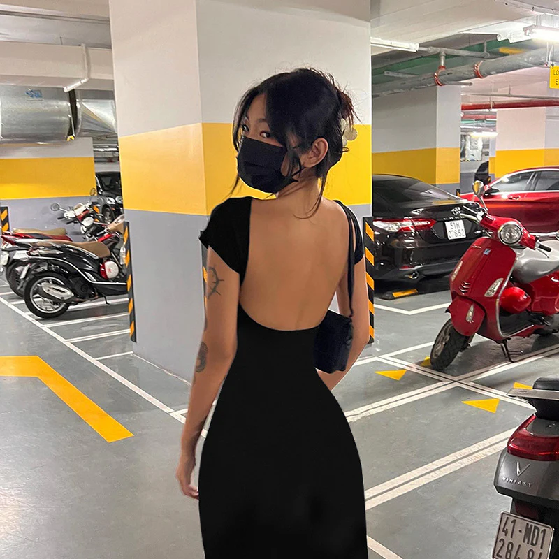 'Night's Wink' Backless Maxi Dress - Image 13