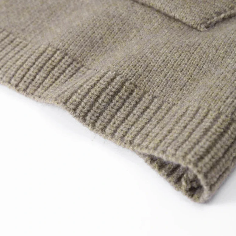 Old School V Neck Knit Cardigan - Image 22