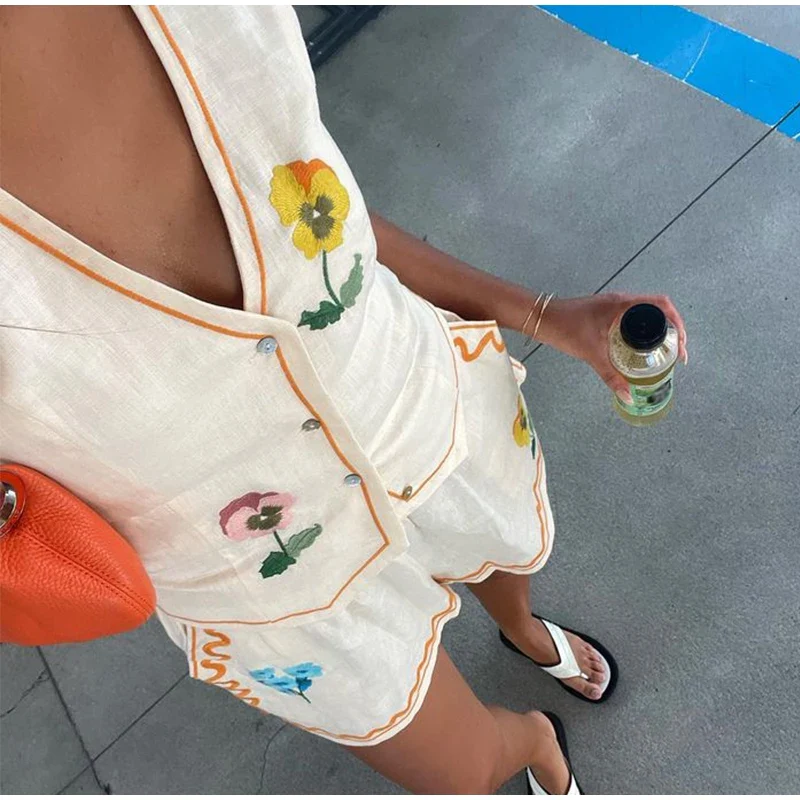 Pure Jealousy Floral Embroidered Shorts Set - Image 11