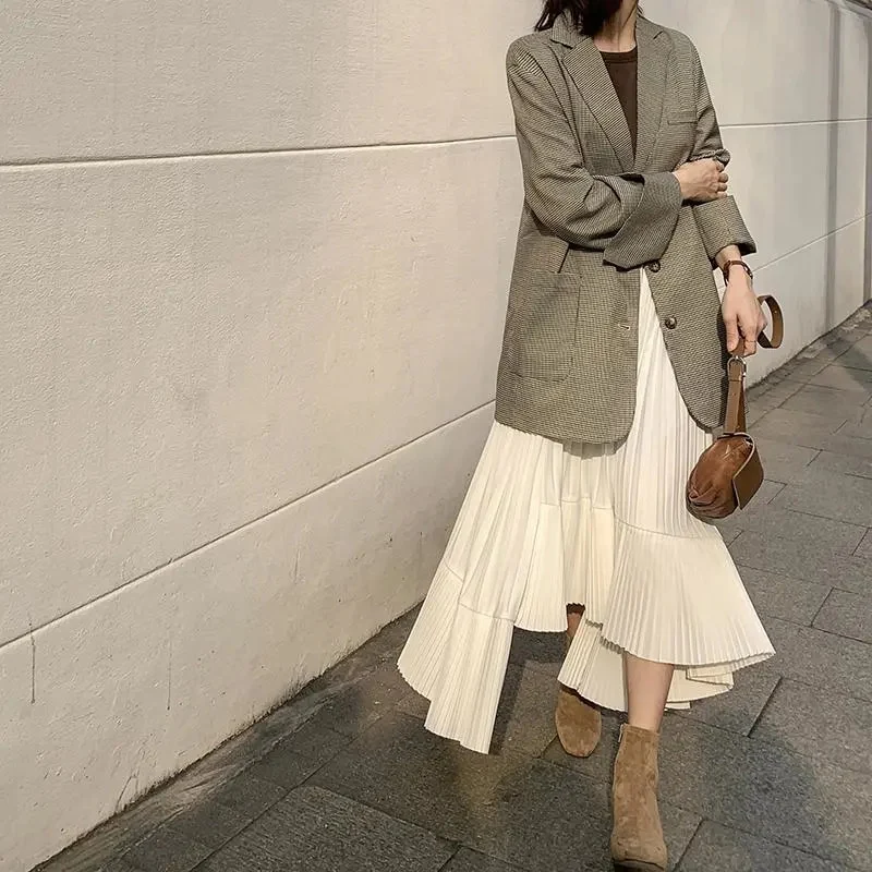 Reno Pleated Asymmetrical Long Skirt - Image 3
