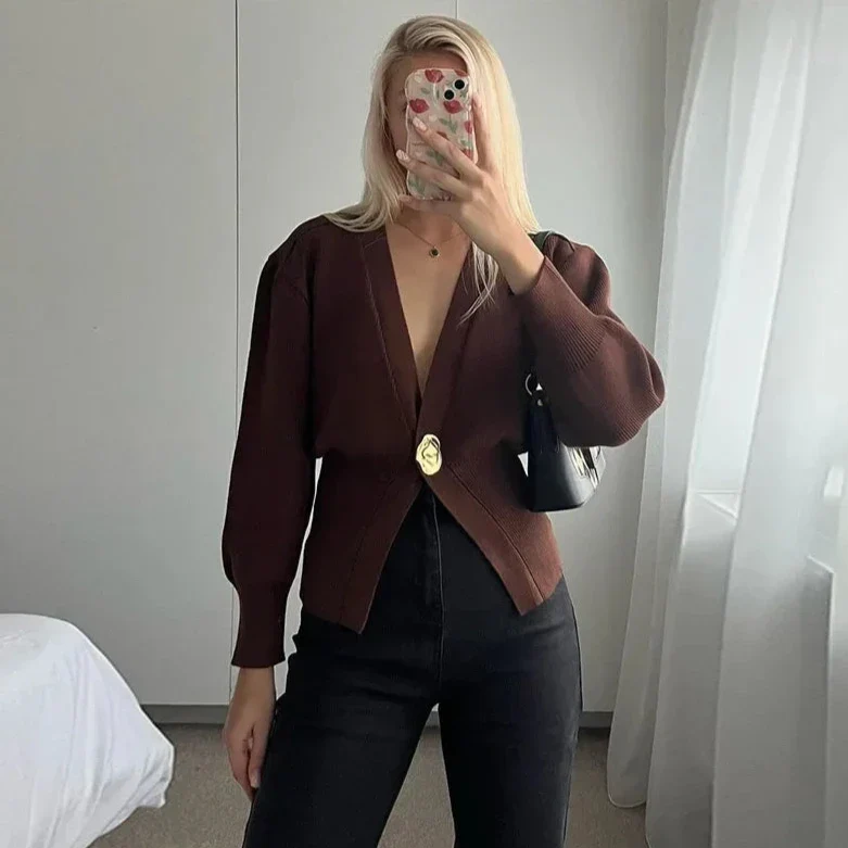 Rhode Isle V Neck Knitted Cardigan - Image 8
