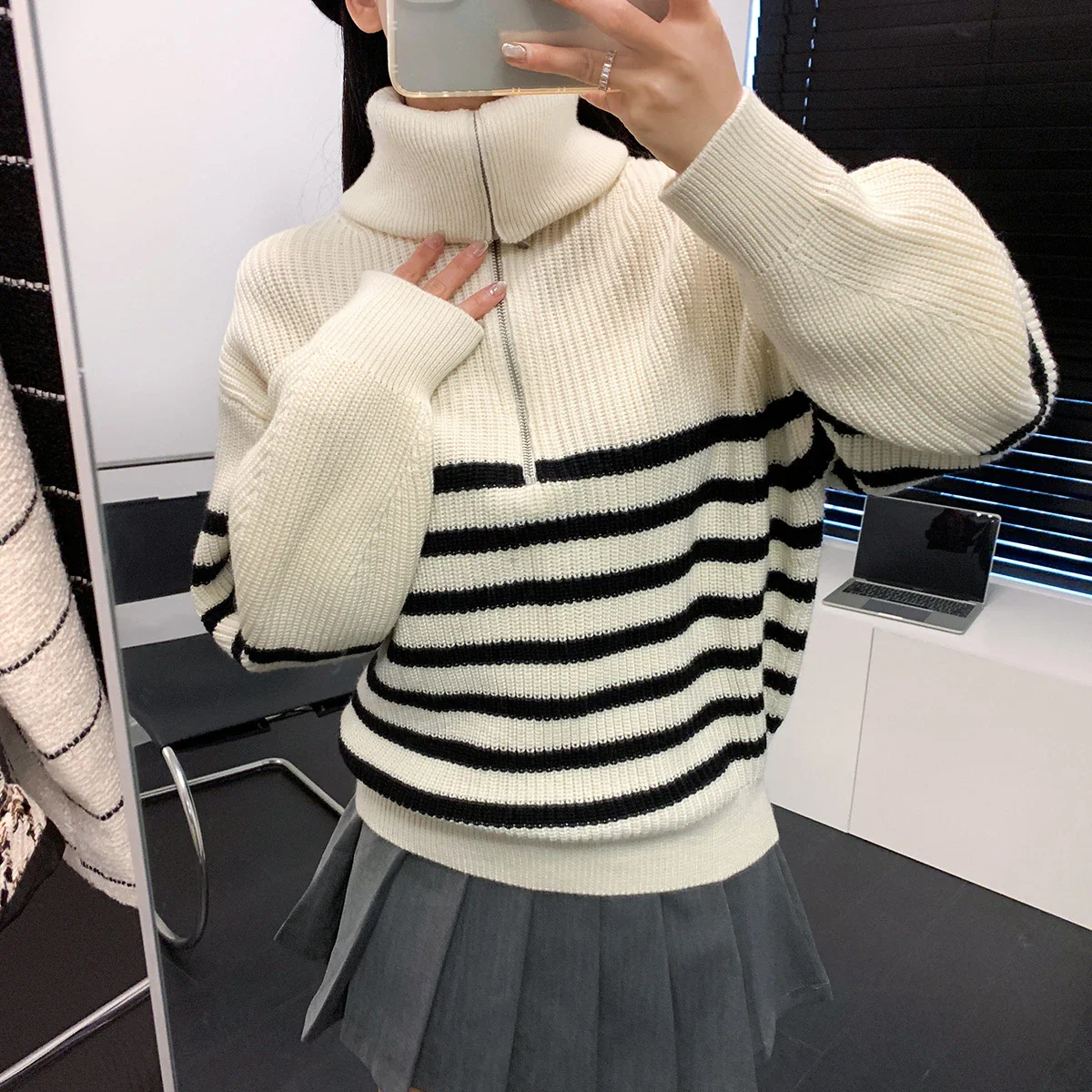 Sabrila Turtleneck Loose Pullover - Image 14