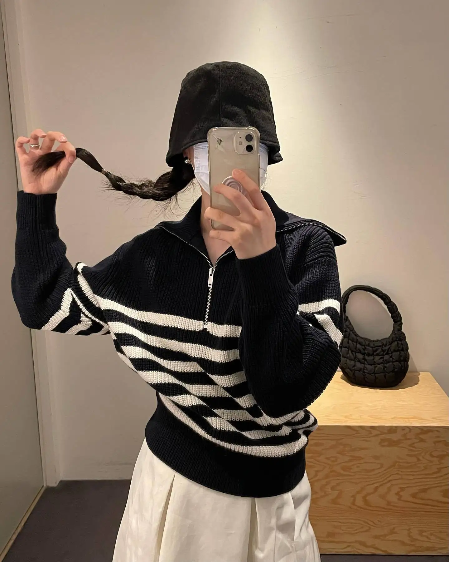 Sabrila Turtleneck Loose Pullover - Image 4