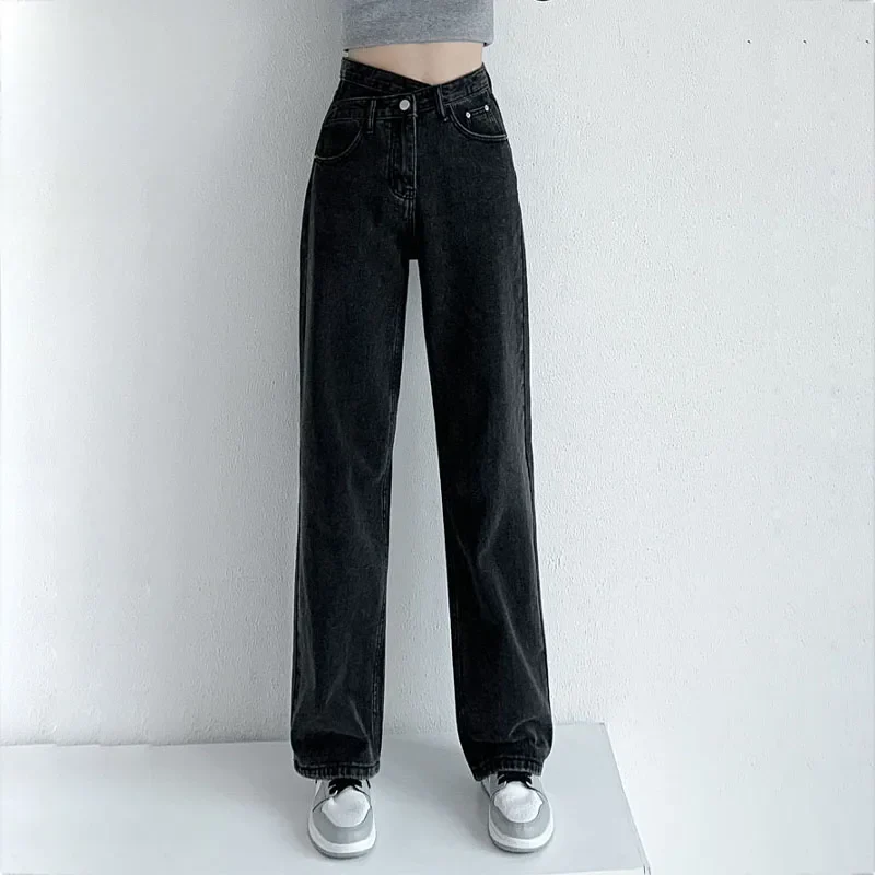 Shadowline Vintage Mom Fit Jeans - Image 5