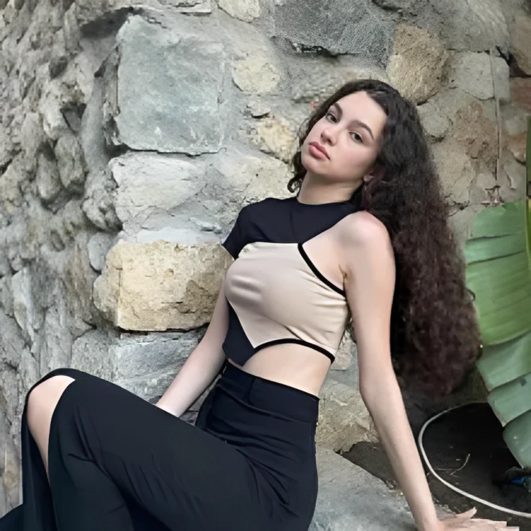 She's Cutting Edge Crop Top - Image 6