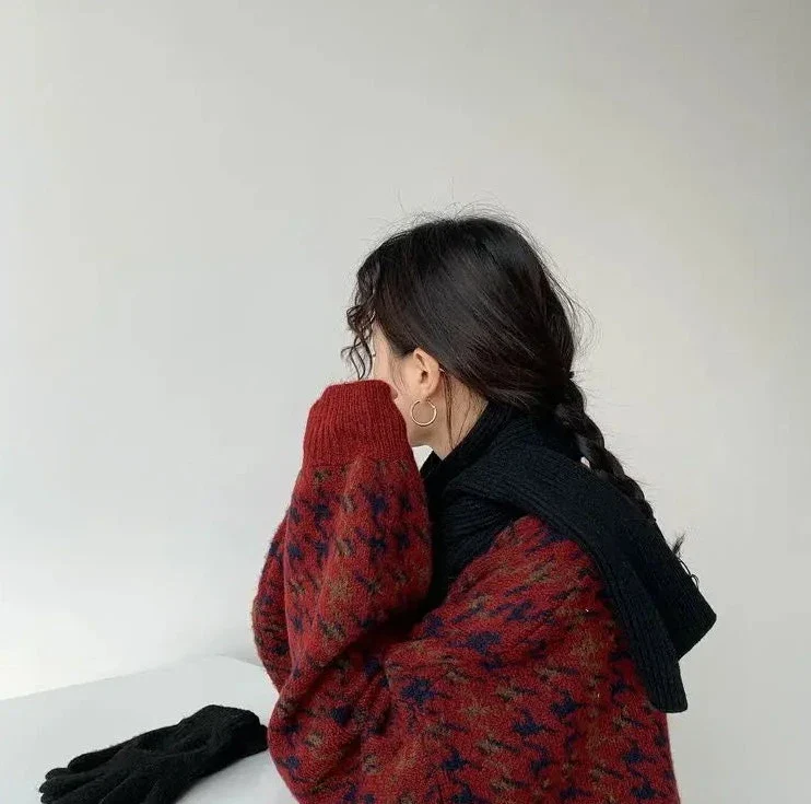 Star Gazer Chic Lantern Knitted Pullover - Image 12