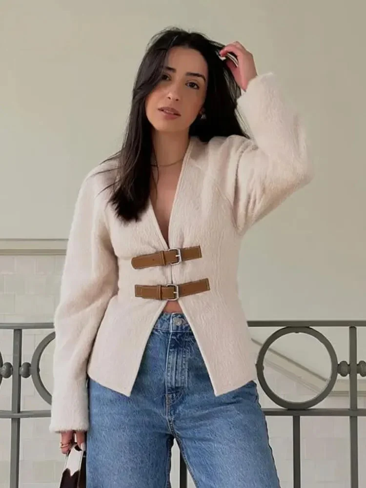Stylish Shield Woolen Jacket - Image 3