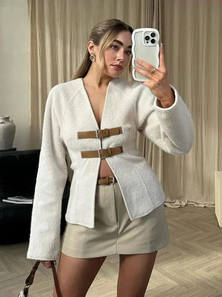 Stylish Shield Woolen Jacket - Image 5