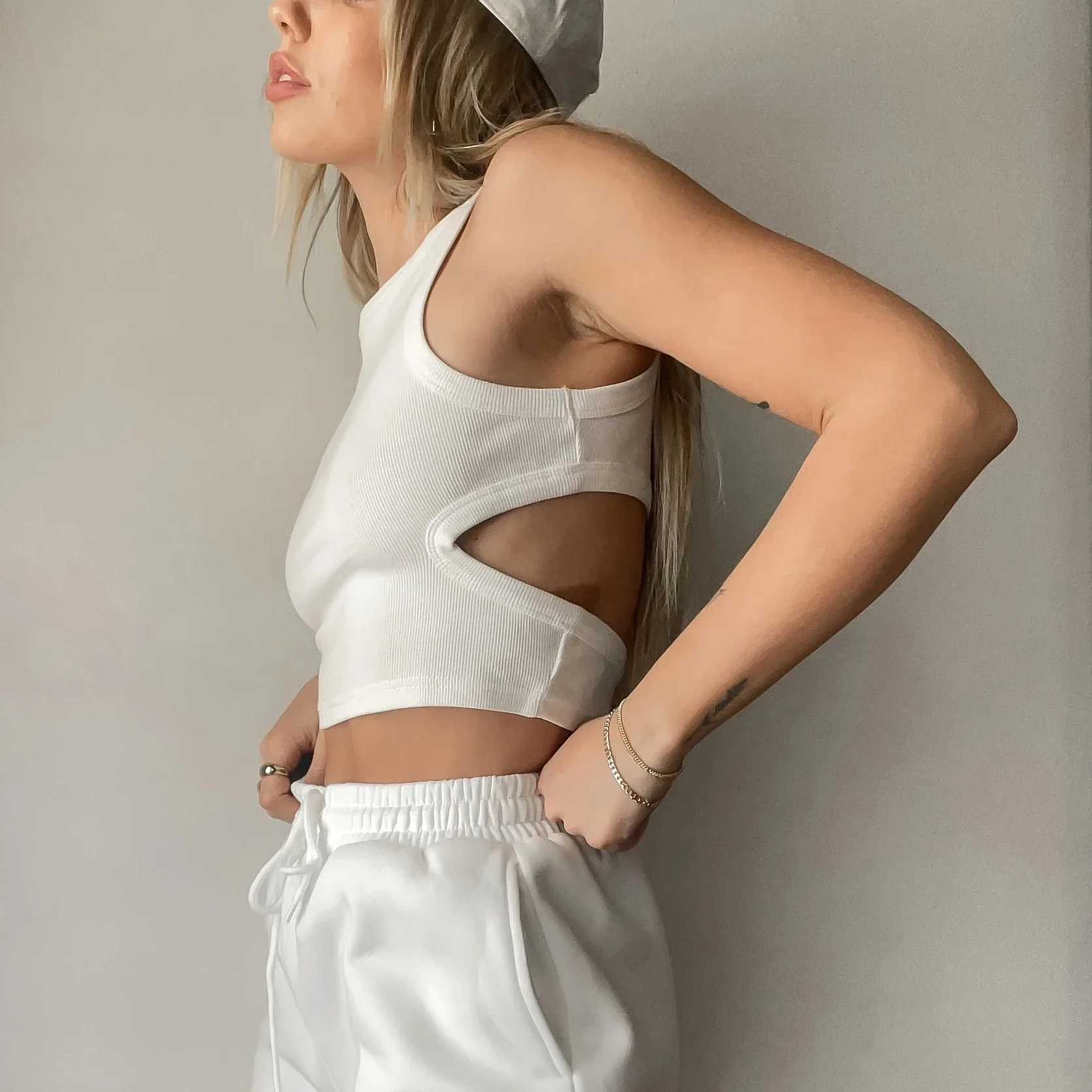 Sunburst Pop Crop Tank Top - Image 3