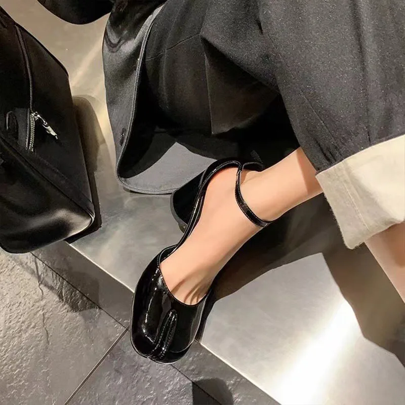 Tabi Temptation High Heels - Image 14