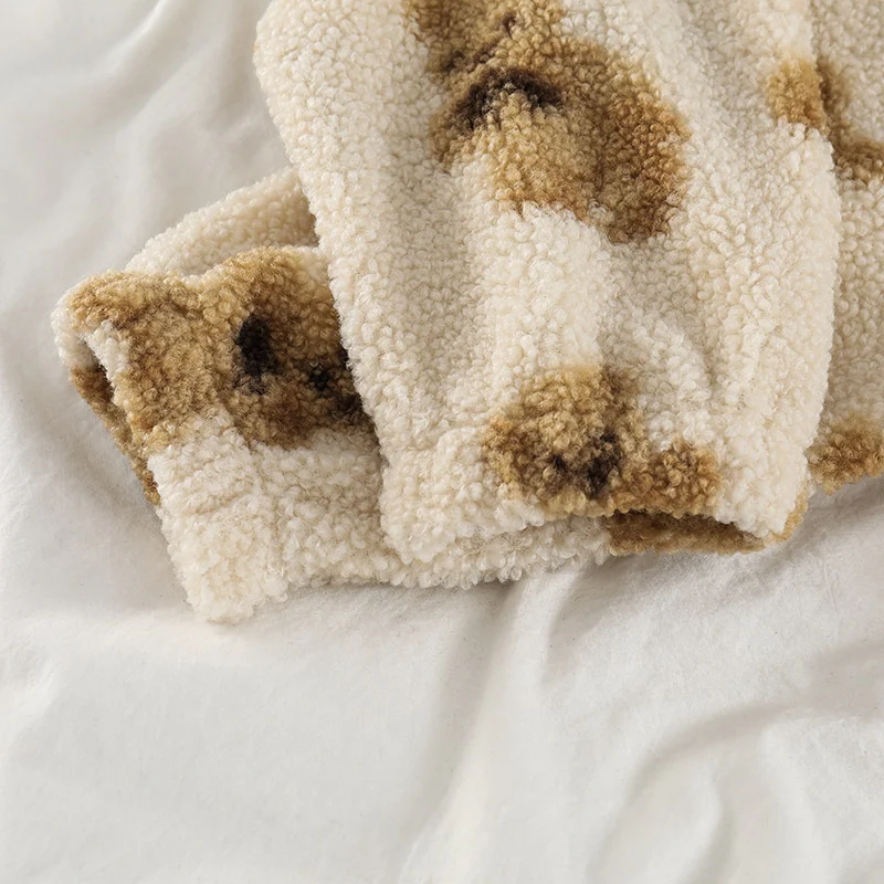 Teddy-Beddy Printed Plush Zipper - Image 8