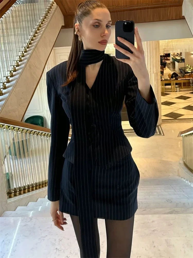 Teresea V Neck Striped Blazer Set - Image 7