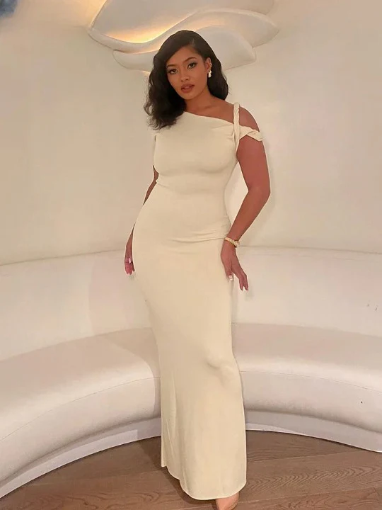 Timeless Twist Body Hugging Dress - Image 7