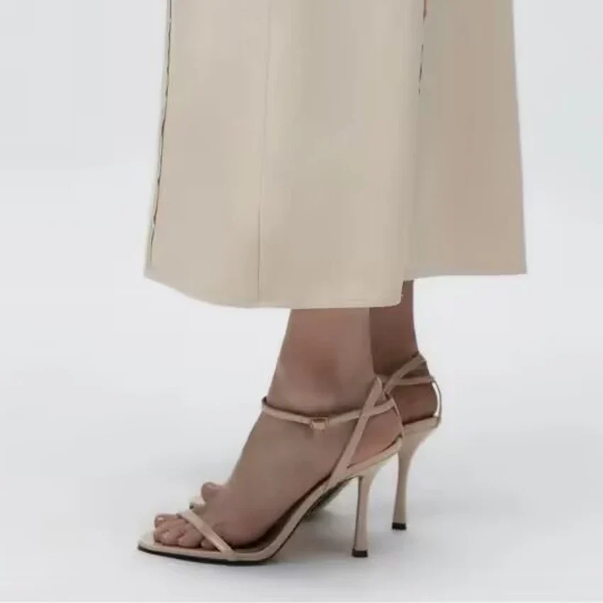Viccura Strappy High Heels - Image 2