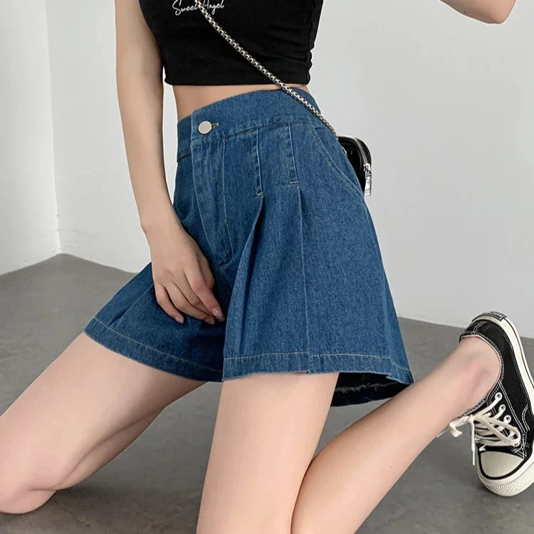 Zane Pleated Denim Shorts - Image 11