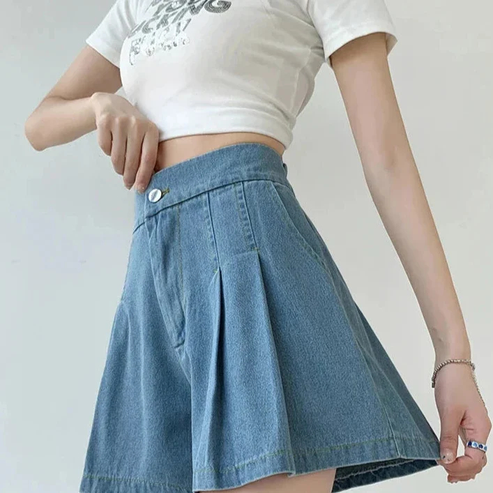 Zane Pleated Denim Shorts - Image 2